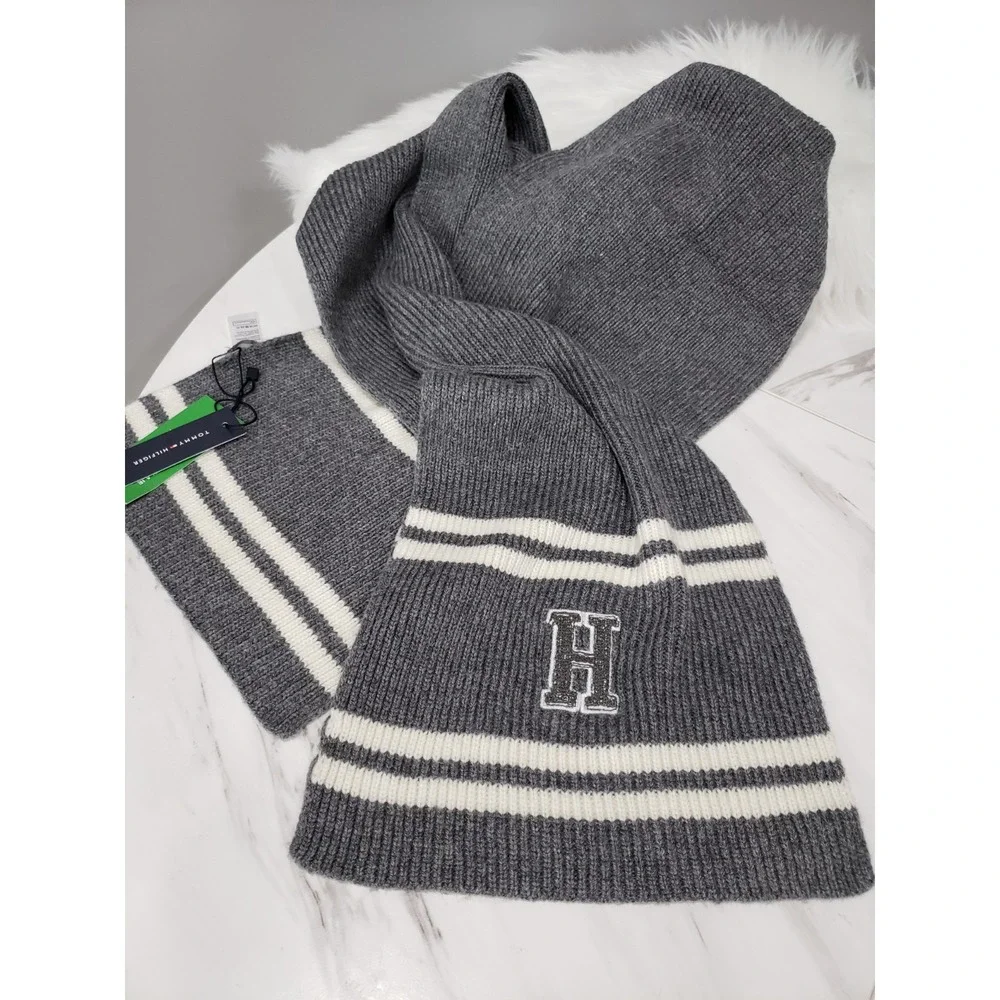 NEW Tommy Hilfiger Varsity Patch Ribbed Knit Men's Scarf PREP ACADEMIA ATHLETIC